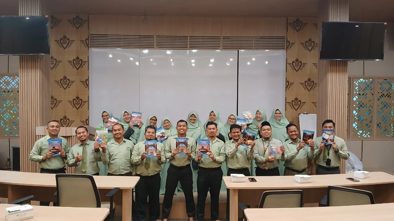 Guru PAI Al Irsyad Al Islamiyyah Karawang Susun Buku Pembelajaran sebagai Kurikulum Khas