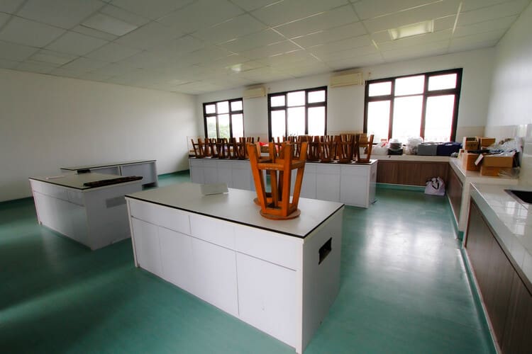 LABORATORIUM KIMIA