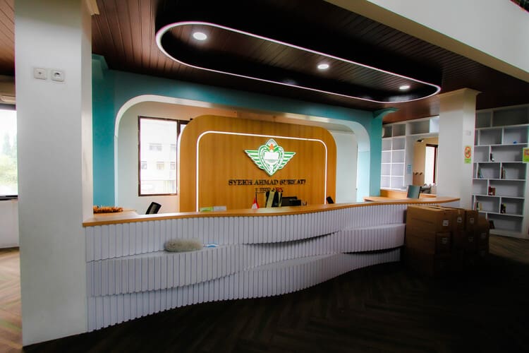 PUSAT INFORMASI PERPUSTAKAAN